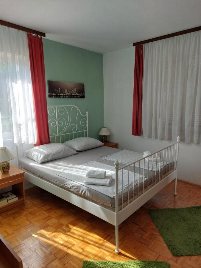 Orange City Apartment'S Repic Biograd Na Moru Exterior photo