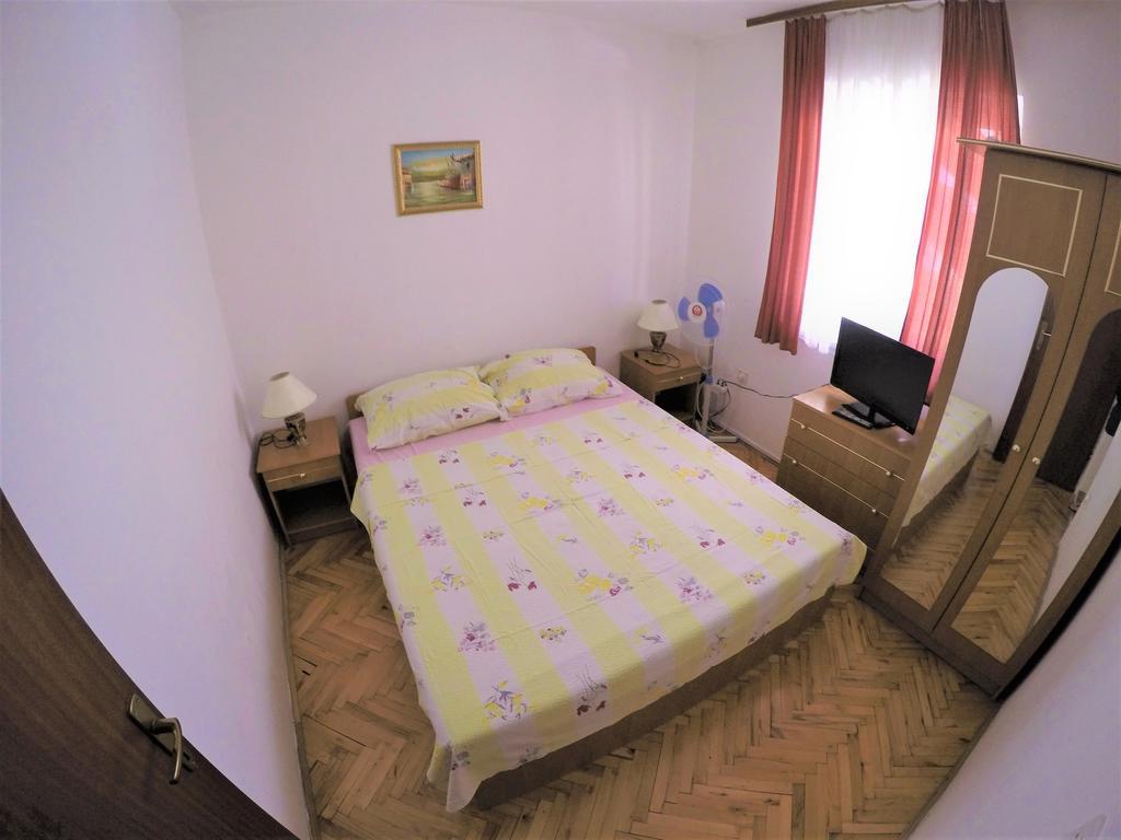 Orange City Apartment'S Repic Biograd Na Moru Exterior photo