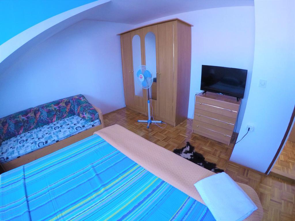 Orange City Apartment'S Repic Biograd Na Moru Exterior photo