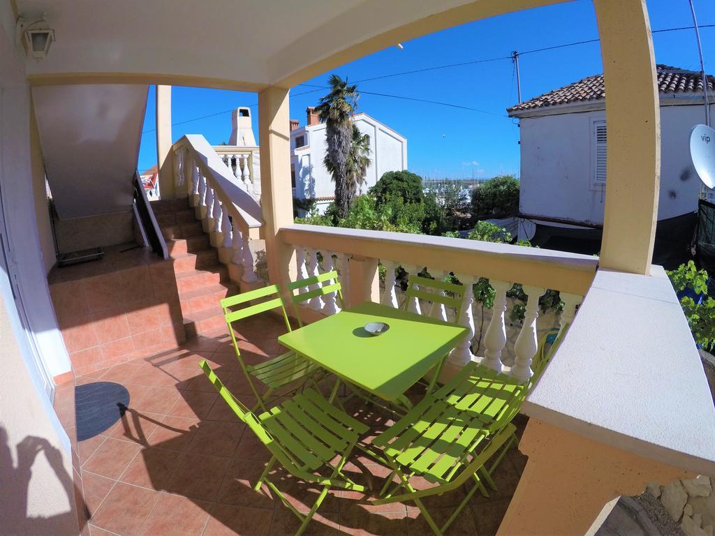 Orange City Apartment'S Repic Biograd Na Moru Exterior photo